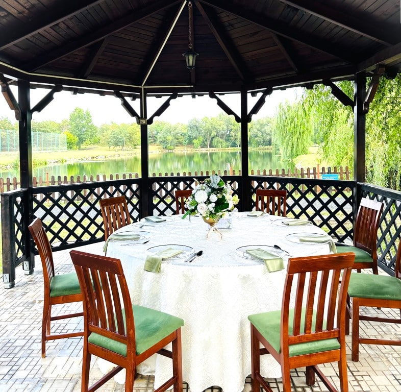Locatie nunta Arad - Conacul De Pe Lac Locatie nunta Arad - Conacul De Pe Lac